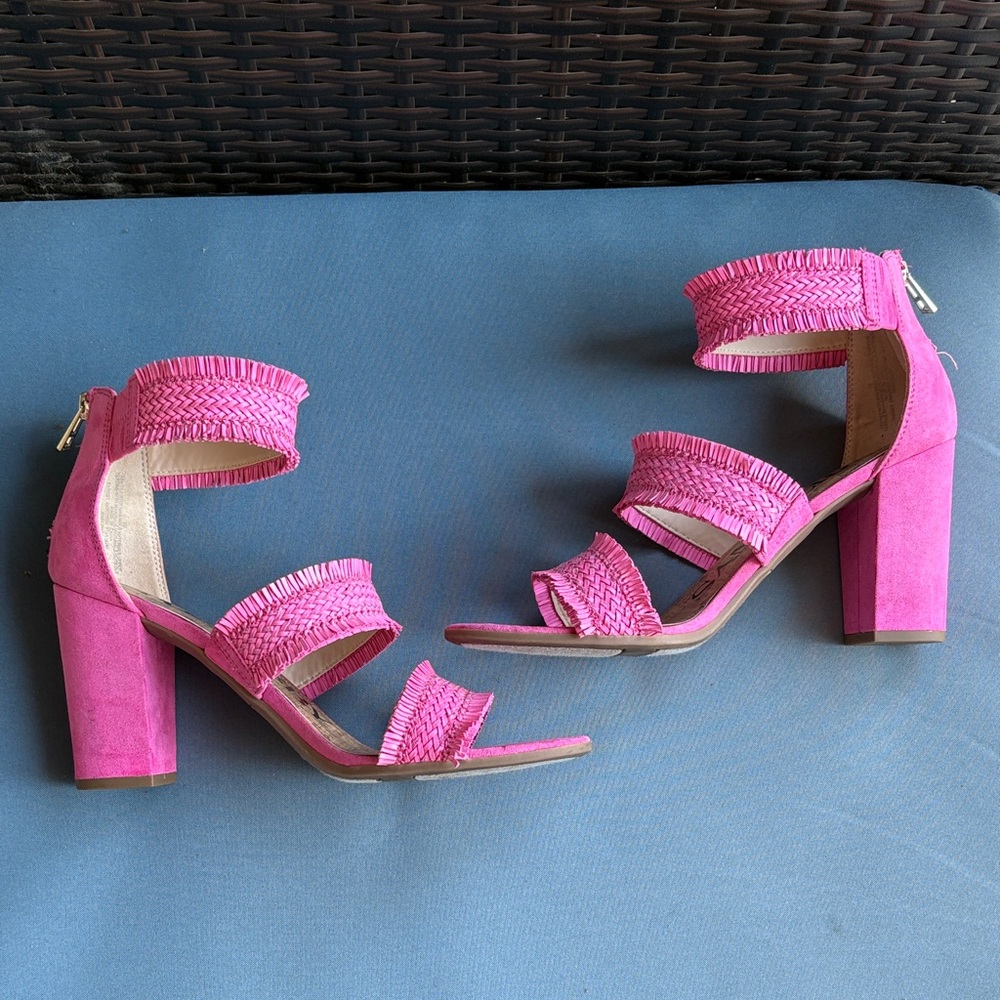 Sam & Libby Pink Heels - Picture 3 of 9